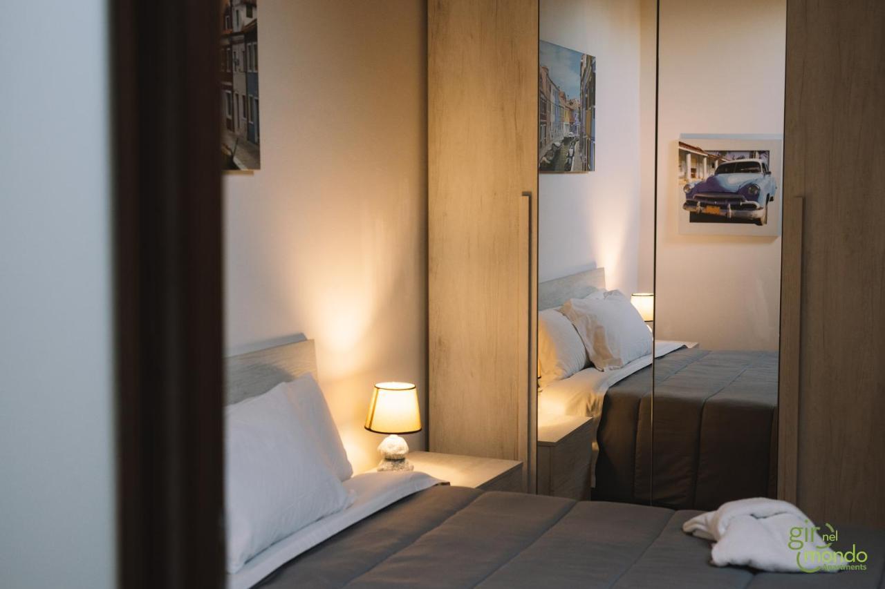 Giro Nel Mondo Apartments Catania Exterior photo