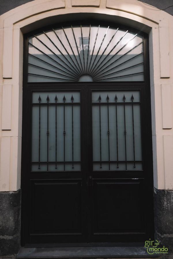 Giro Nel Mondo Apartments Catania Exterior photo